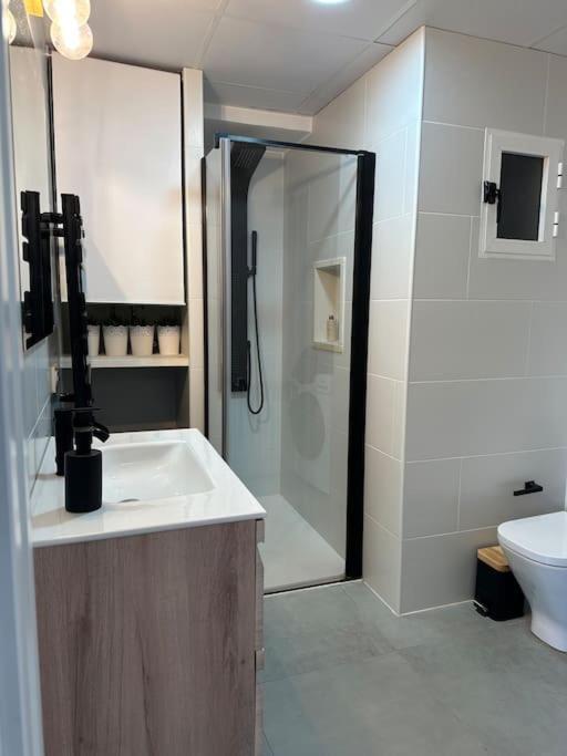 Apartamento A 20 M De Playa Almeria Bagian luar foto